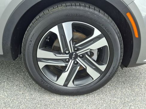 Certified 2023 Kia Sorento SX Prestige AWD/4WD image 8