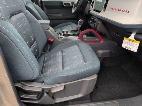 New 2026 Ford Bronco Heritage Edition image 45