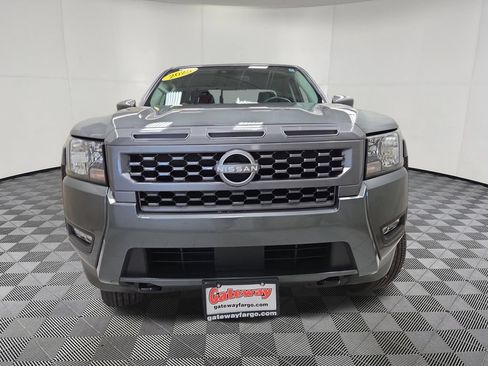 Used 2025 Nissan Frontier SV w/ SV Convenience Package AWD/4WD image 7