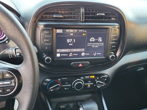 Used 2023 Kia Soul LX w/ Option Group 015 image 11