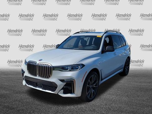 Certified 2022 BMW X7 M50i image 5