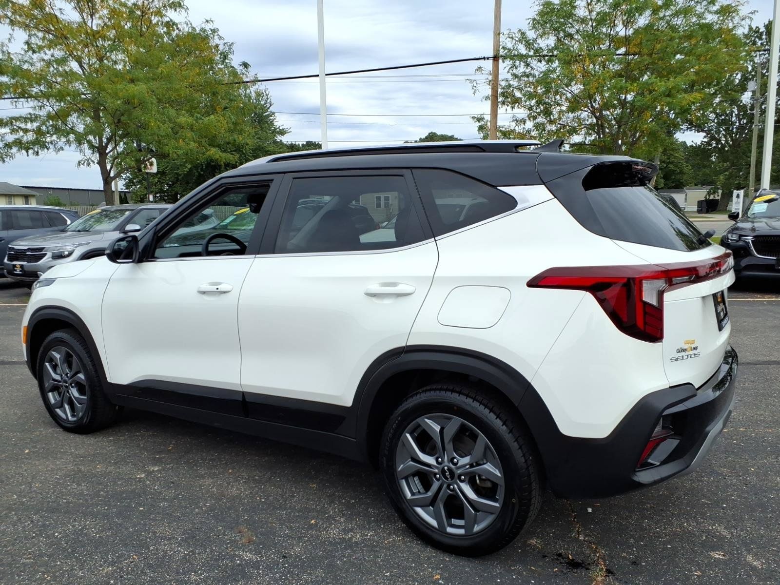 Used 2024 Kia Seltos S AWD/4WD image 9