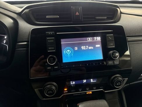 Used 2017 Honda CR-V LX image 13