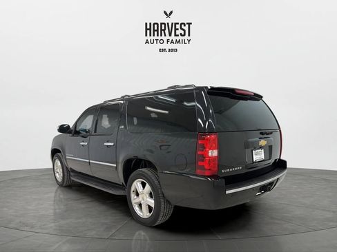 Used 2013 Chevrolet Suburban LTZ image 4