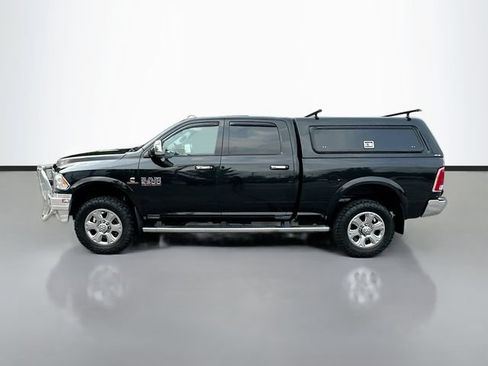 Used 2016 RAM 2500 Laramie AWD/4WD image 9