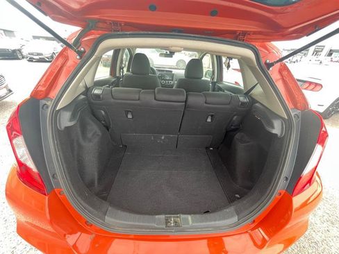 Used 2018 Honda Fit EX image 6