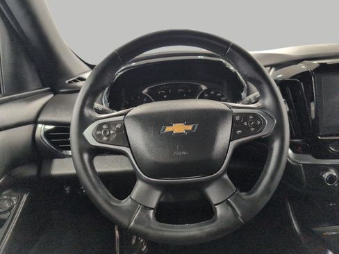 Used 2023 Chevrolet Traverse LT AWD/4WD image 5