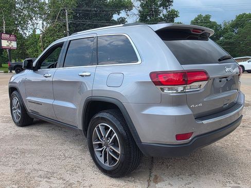 Used 2020 Jeep Grand Cherokee Limited AWD/4WD image 16