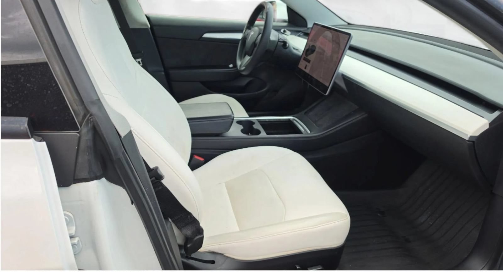 Used 2021 Tesla Model 3 Standard Range Plus RWD image 8