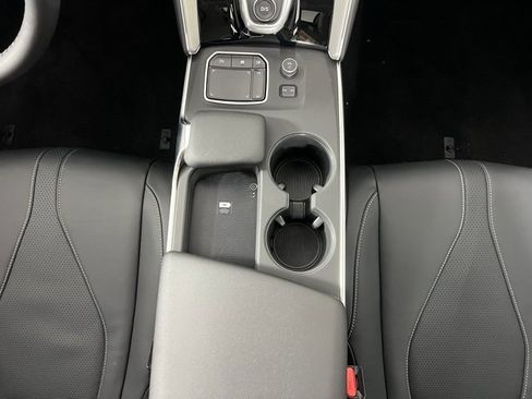 Certified 2025 Acura TLX w/ Technology Package image 22