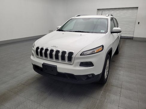 Used 2018 Jeep Cherokee Latitude Plus image 15