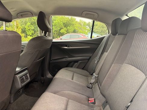 Used 2025 Toyota Camry LE FWD image 15