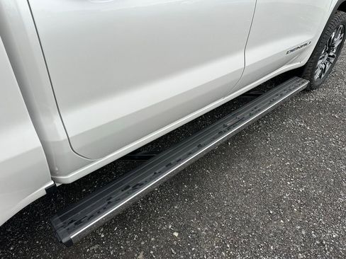 Used 2024 GMC Sierra 1500 Denali Ultimate image 22