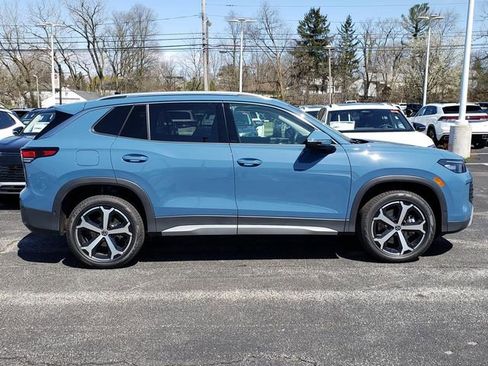 New 2026 Volkswagen Tiguan SE AWD/4WD image 2