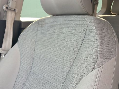 Used 2023 Nissan Rogue SV image 46