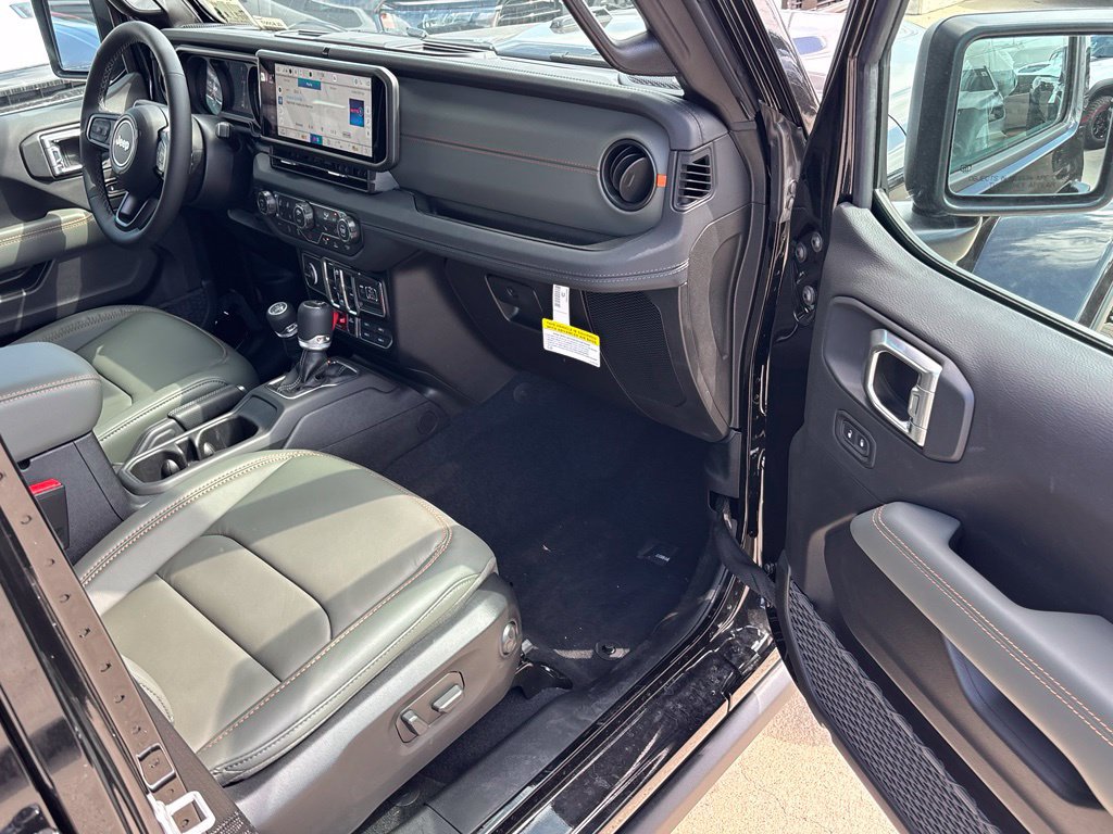 New 2026 Jeep Gladiator Mojave AWD/4WD image 25