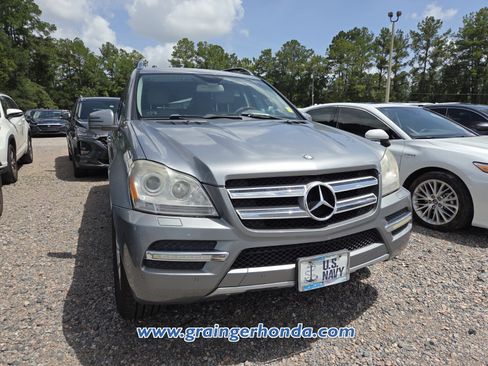 Used 2012 Mercedes-Benz GL 450 4MATIC image 4
