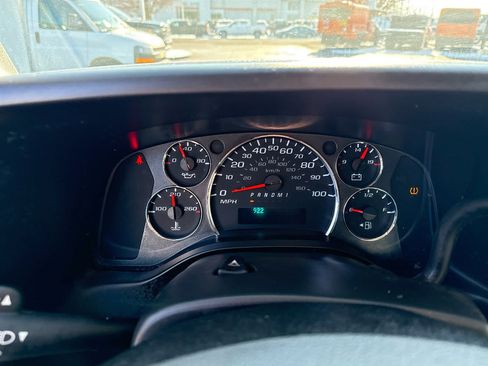 Used 2020 Chevrolet Express 2500 w/ Safety Package image 16