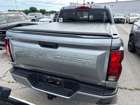 Used 2023 Chevrolet Colorado LT w/ LT Convenience Package II AWD/4WD image 4