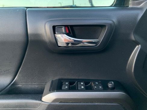 Certified 2023 Toyota Tacoma TRD Off-Road w/ Technology Package image 12