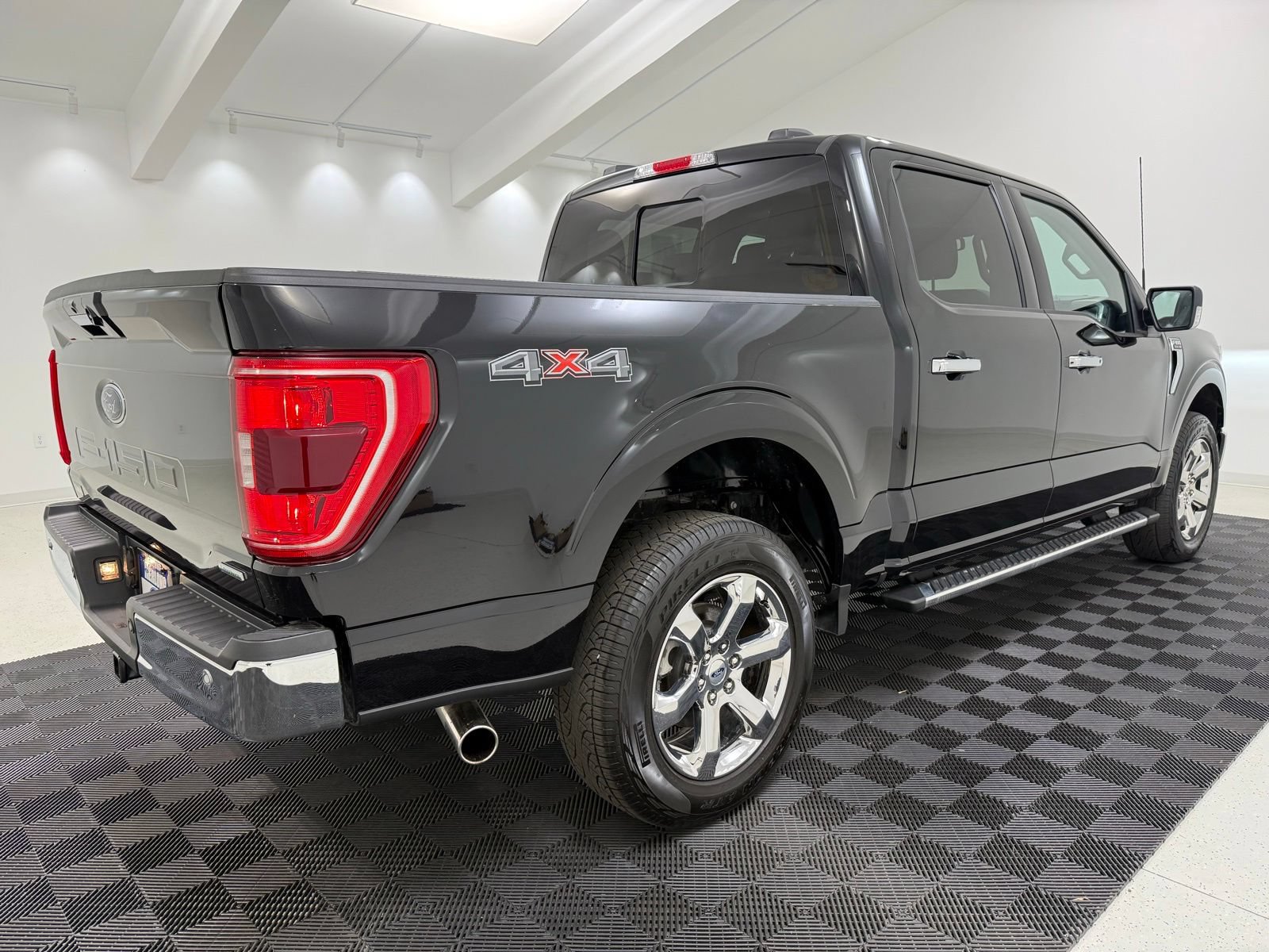 Used 2023 Ford F150 XLT w/ Equipment Group 302A High AWD/4WD image 7