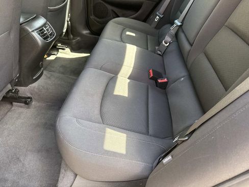 Used 2024 Chevrolet Malibu LT FWD image 14