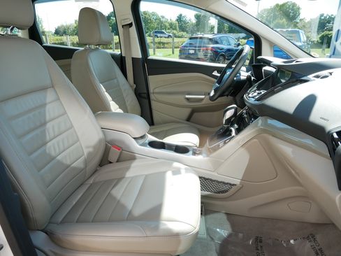 Used 2016 Ford C-MAX Energi SEL w/ Equipment Group 302A image 23