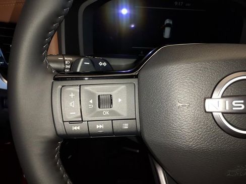 New 2026 Nissan Rogue Platinum image 10