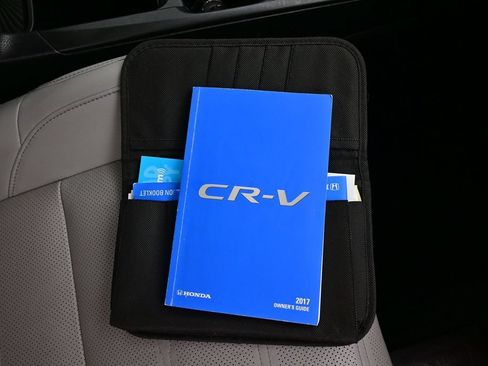 Used 2017 Honda CR-V Touring image 38