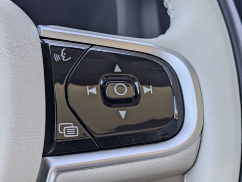 New 2026 Volvo XC60 B5 Ultra w/ Protection Package Premier AWD/4WD image 29