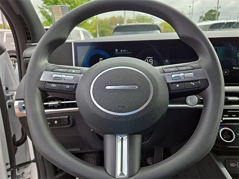 New 2025 Hyundai Santa Cruz SEL image 17