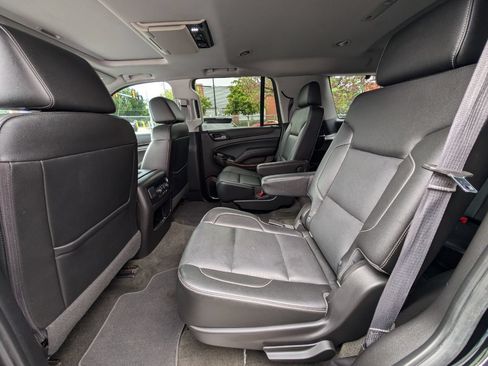 Used 2017 GMC Yukon SLT w/ Open Road Package RWD image 17