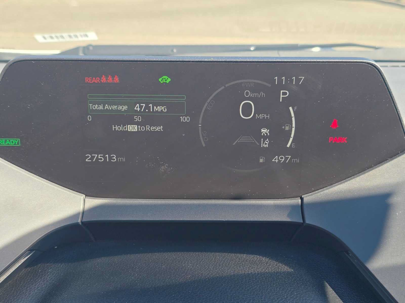 Certified 2025 Toyota Prius LE FWD image 25