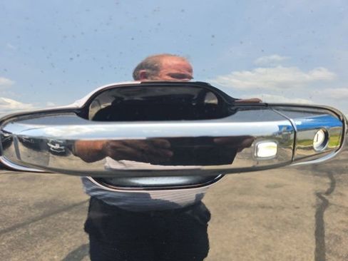 Used 2024 Chevrolet Silverado 2500 ZR2 w/ Technology Package image 13