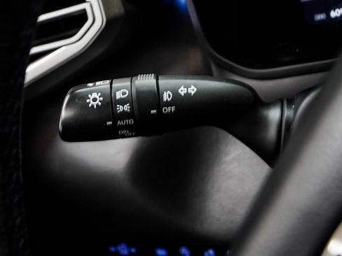 Used 2022 Toyota Tundra Platinum image 34