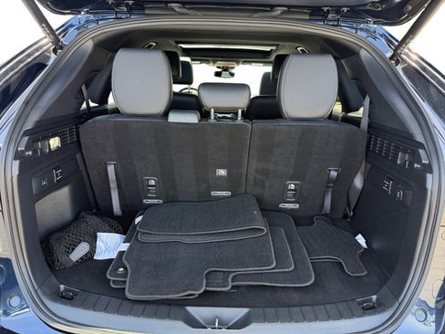 Certified 2024 MAZDA CX-90 Plug-In Hybrid w/ Premium Plus AWD/4WD image 17