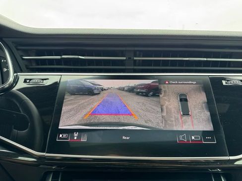 Used 2025 Audi Q7 3.0T Premium Plus AWD/4WD image 19
