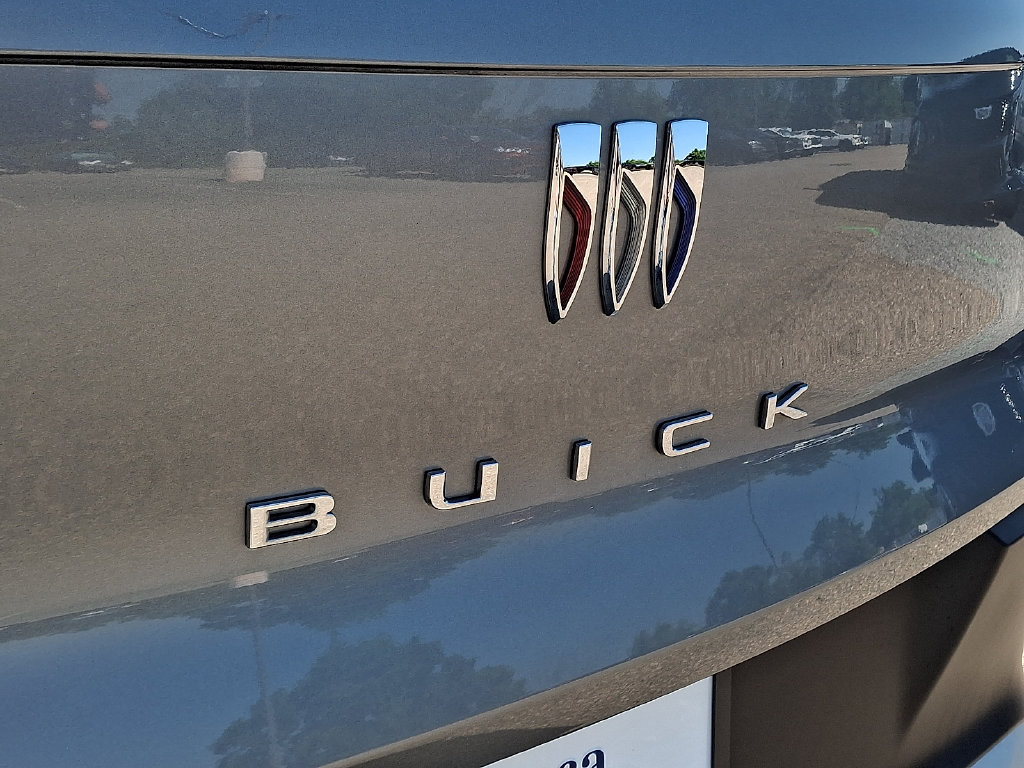 Used 2024 Buick Envista Preferred FWD image 29