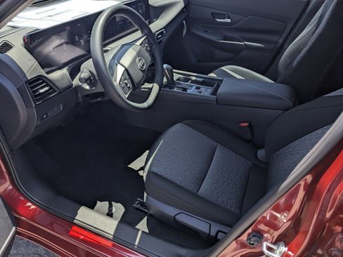 New 2026 Nissan Sentra SV w/ Floor Mat Package FWD image 9