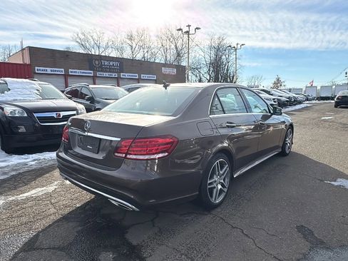 Used 2016 Mercedes-Benz E 350 Sedan image 5