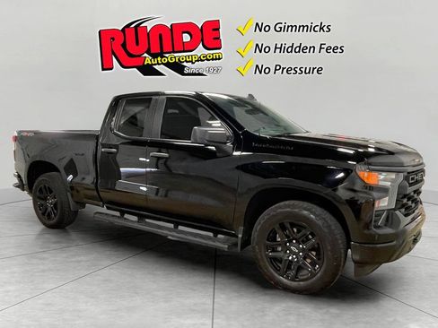 Certified 2023 Chevrolet Silverado 1500 Custom w/ LPO, Dark Essentials Package image 8