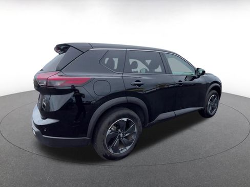 Used 2025 Nissan Rogue SV image 15