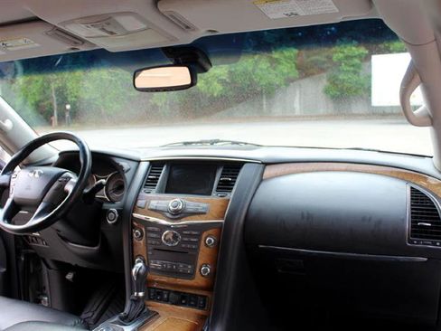 Used 2012 INFINITI QX56 2WD w/ Theater Pkg image 15