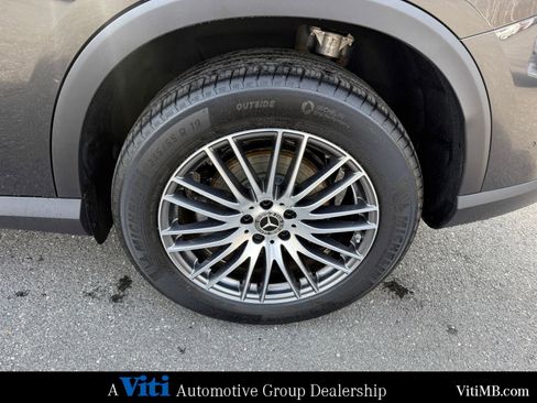 Certified 2025 Mercedes-Benz GLC 300 4MATIC image 12