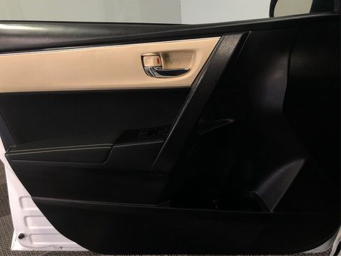 Used 2017 Toyota Corolla LE w/ Carpet Mat Package (TMS) image 16