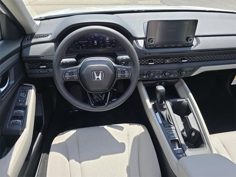 New 2025 Honda Accord SE image 24
