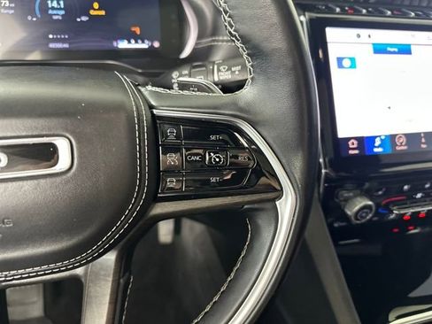 Used 2021 Jeep Grand Cherokee L Overland w/ Luxury Tech Group IV image 16