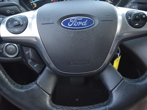 Used 2016 Ford Escape SE w/ SE Leather Comfort Package AWD/4WD image 13