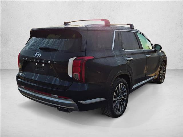 Used 2024 Hyundai Palisade Calligraphy FWD image 5