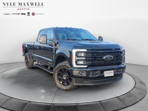 Used 2024 Ford F250 Lariat w/ Black Appearance Package AWD/4WD image 2